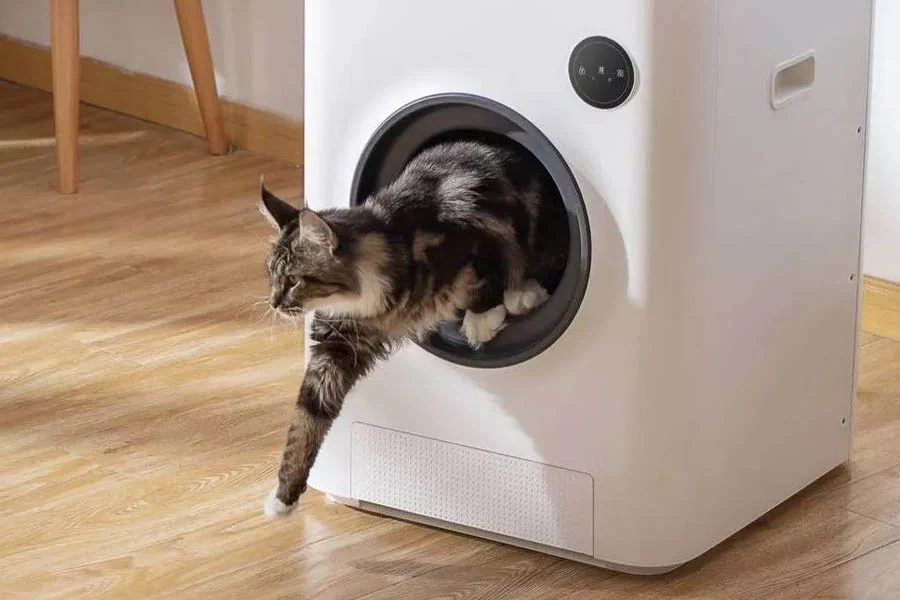 robot litter box